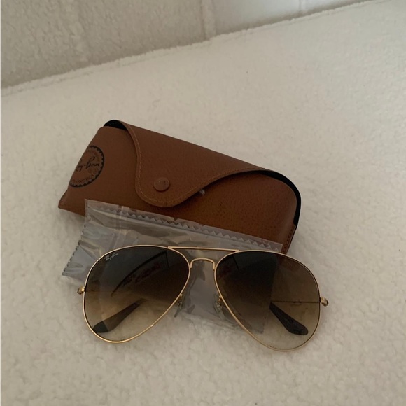 Ray-Ban Gold Aviator Sunglasses with Brown Case
